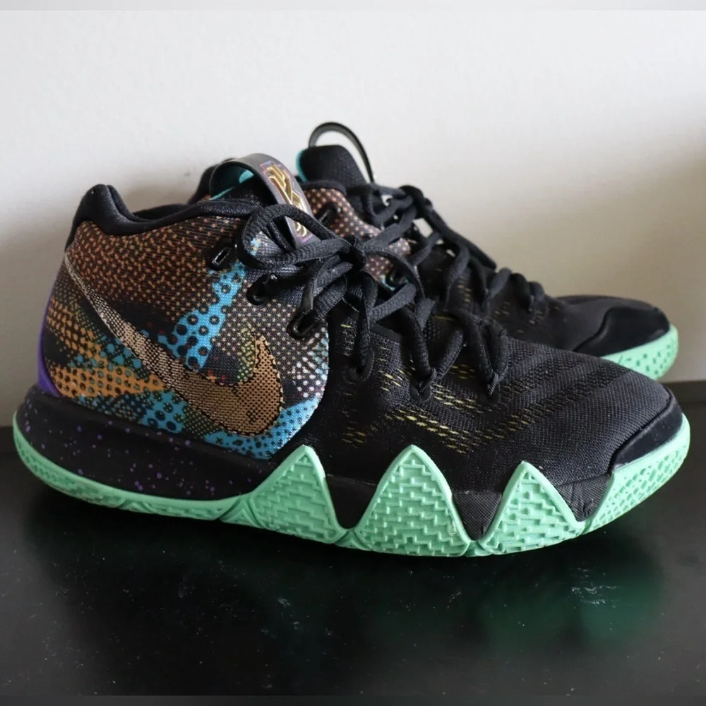 Nike Kyrie 4 “Mamba Mentality” Shoes